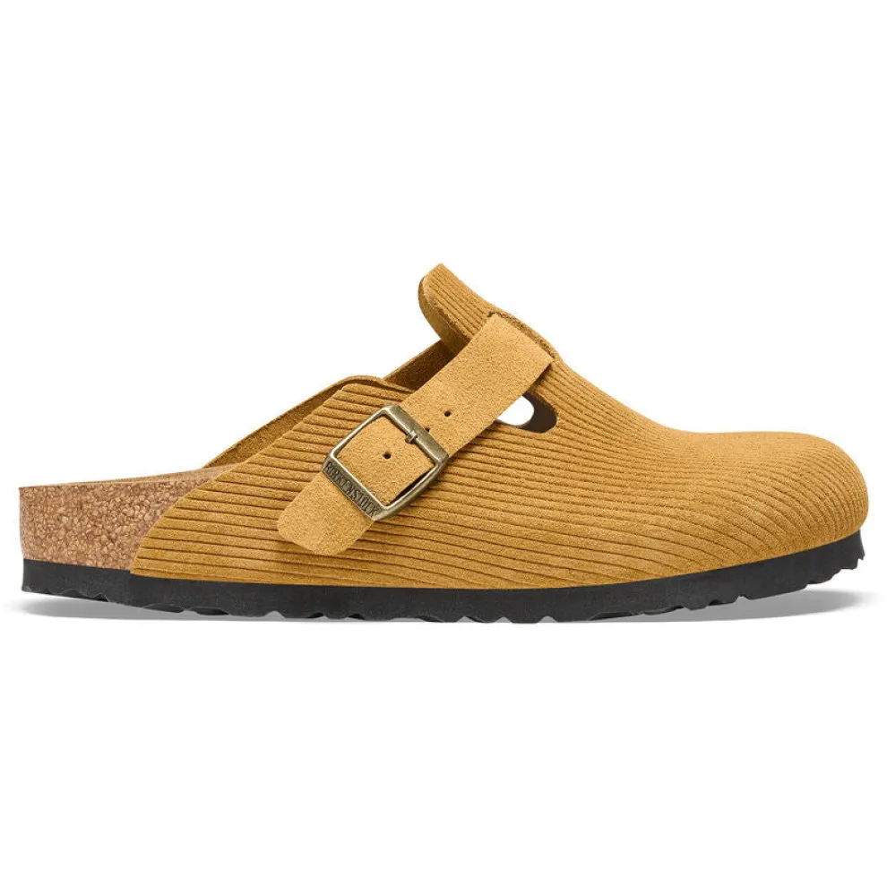 Boston Suede Embossed Shoes for Women (Medium/Narrow)