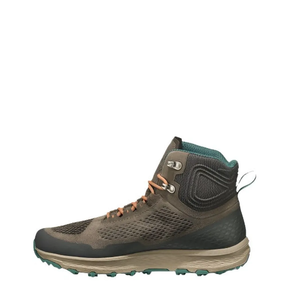Breeze LT NTX Hiking Boots for Women (SALE)