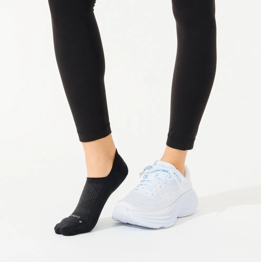 Elite Light Cushion No Show Socks