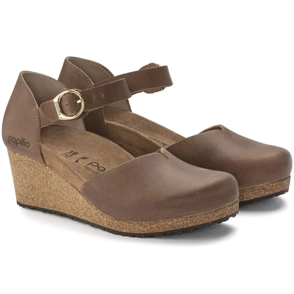 Mary Ring-Buckle Oiled Leather